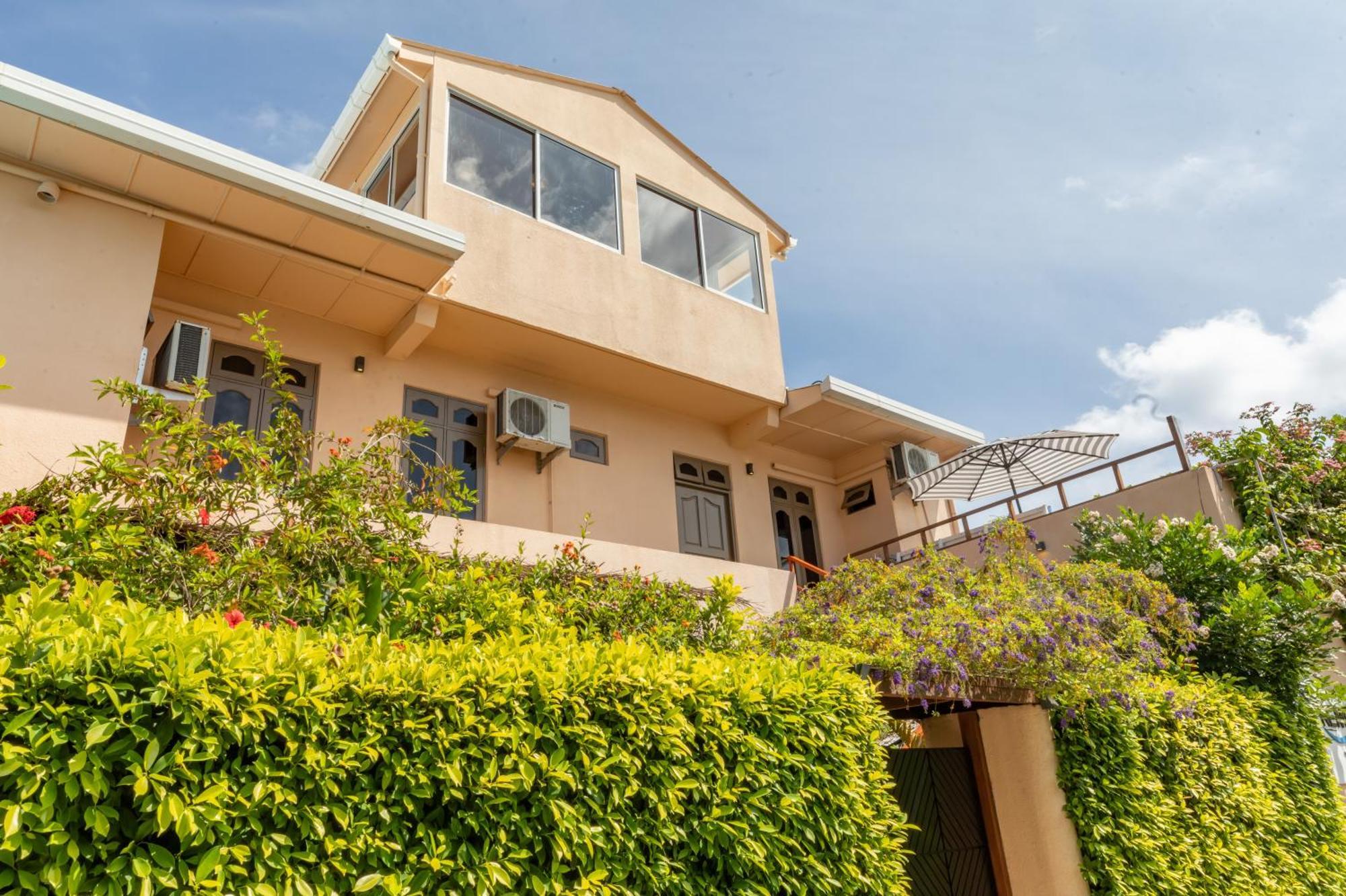 Nemo Inn Omadhoo Exterior foto