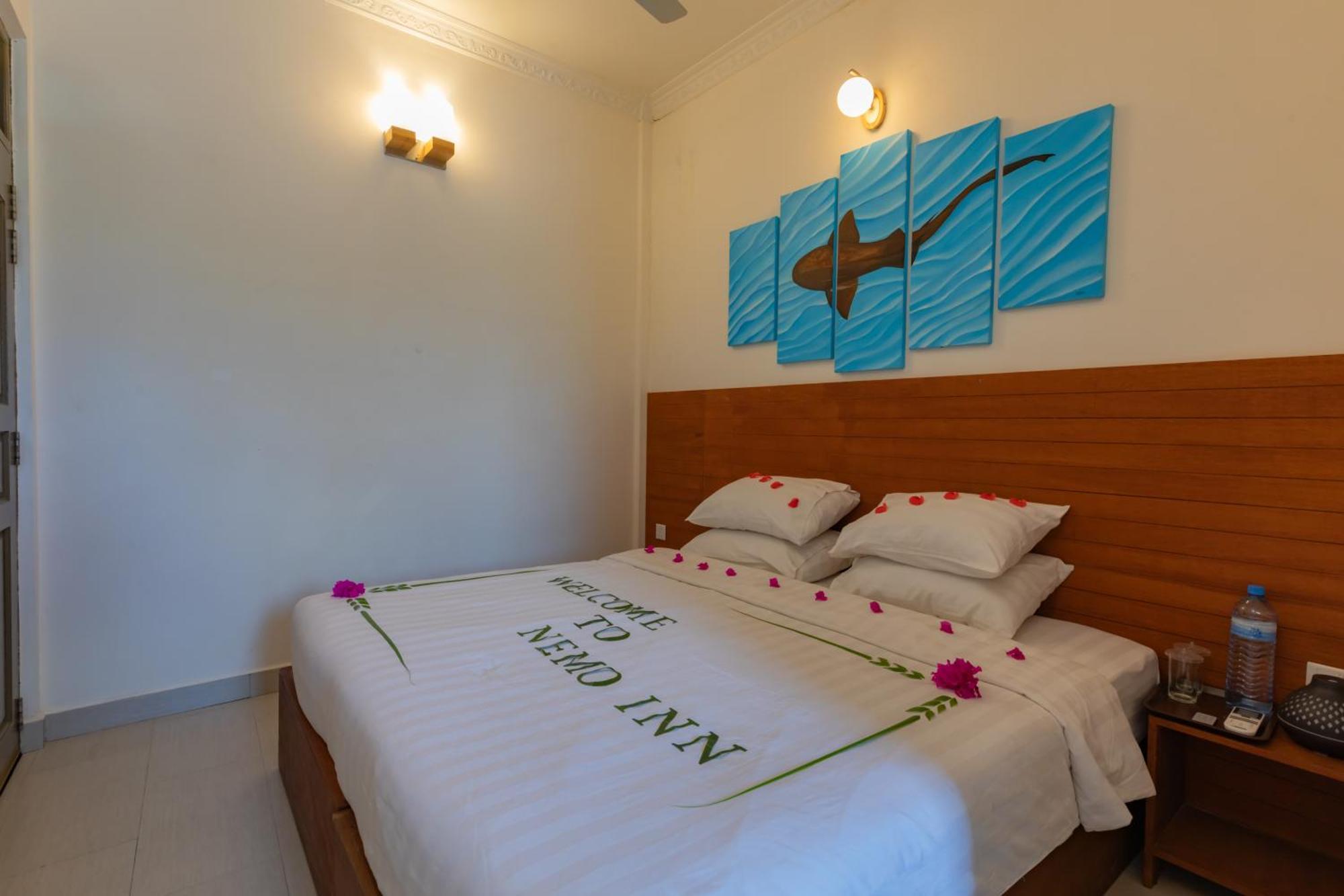 Nemo Inn Omadhoo Exterior foto